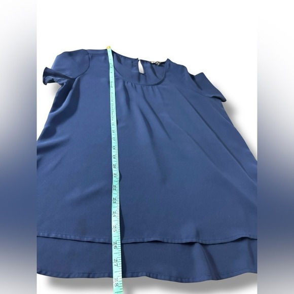 Express Blue Short‎ Sleeve Blouse Sz M EUC - Picture 7 of 7